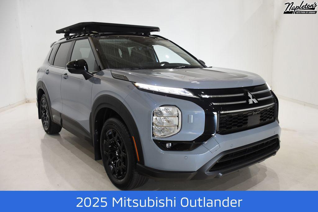 new 2025 Mitsubishi Outlander car, priced at $39,125