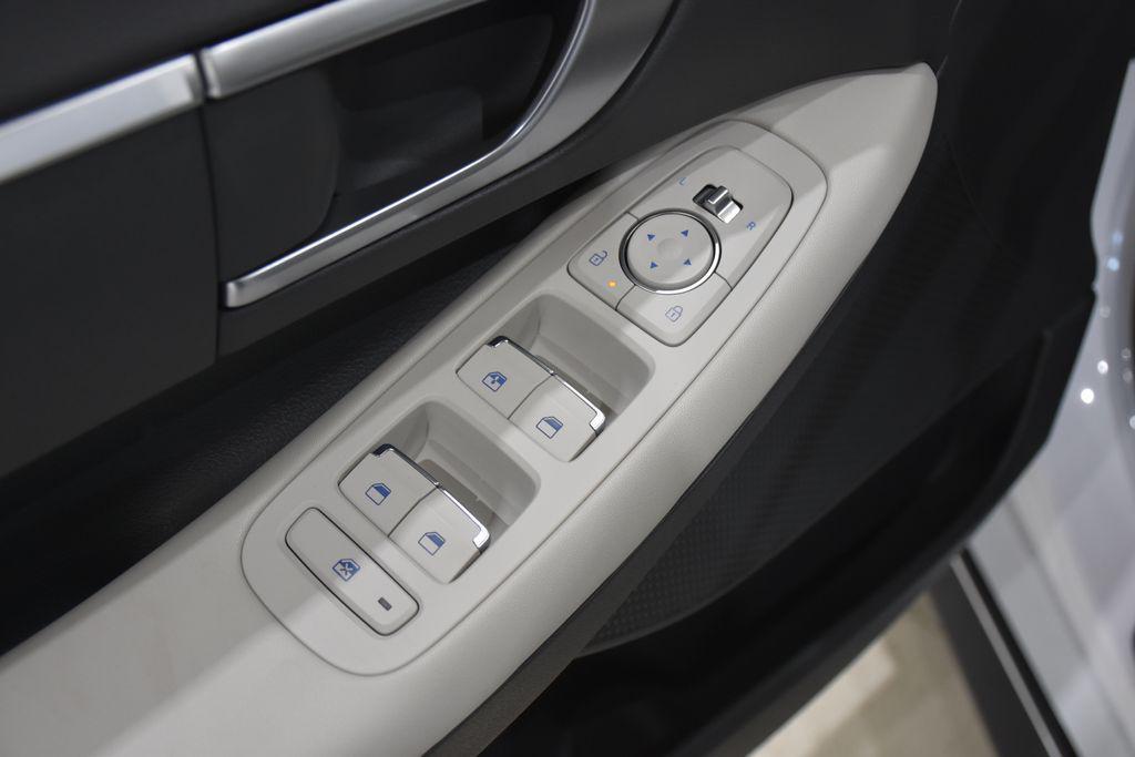 new 2025 Hyundai Sonata car, priced at $27,604
