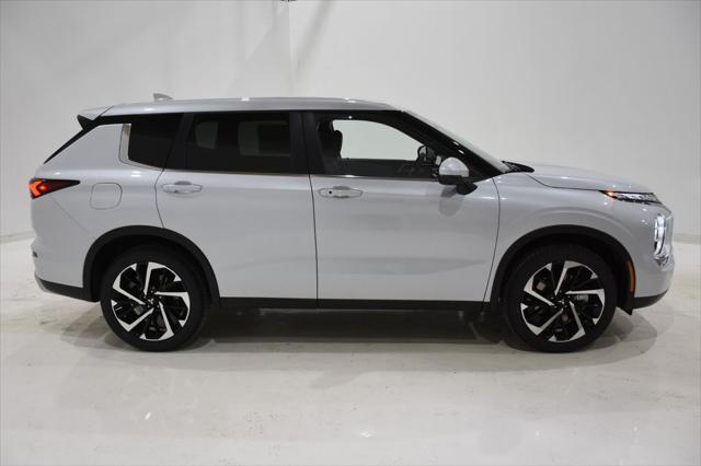 new 2024 Mitsubishi Outlander car, priced at $31,223