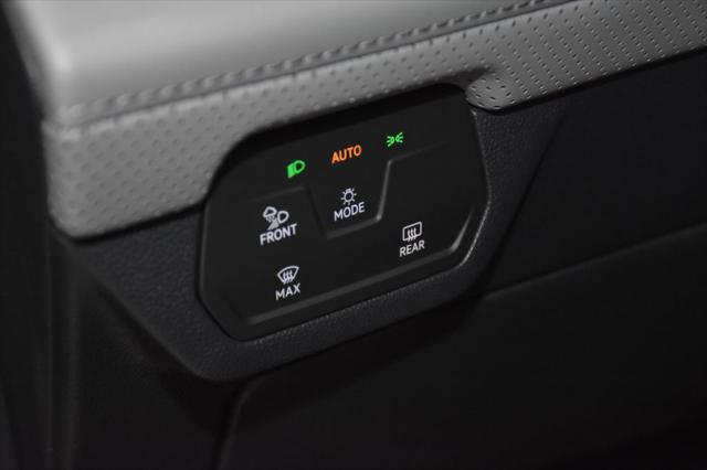 new 2025 Volkswagen Atlas car, priced at $45,002