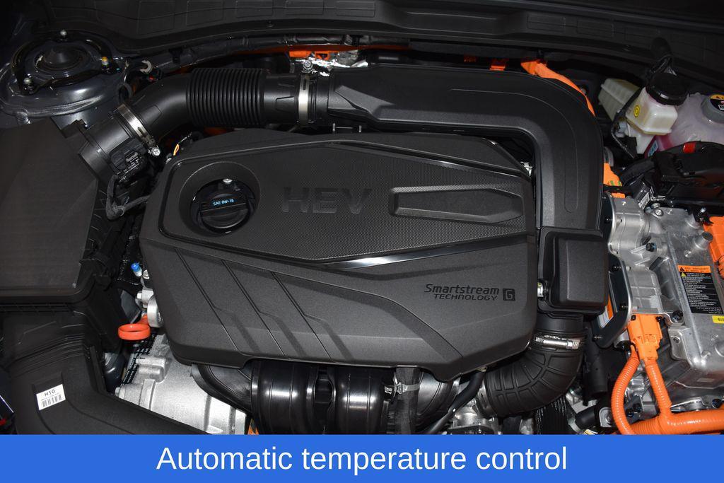 new 2025 Hyundai Sonata Hybrid car, priced at $35,771