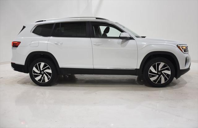 new 2025 Volkswagen Atlas car, priced at $45,586