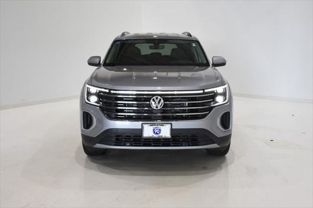 new 2024 Volkswagen Atlas car, priced at $39,855