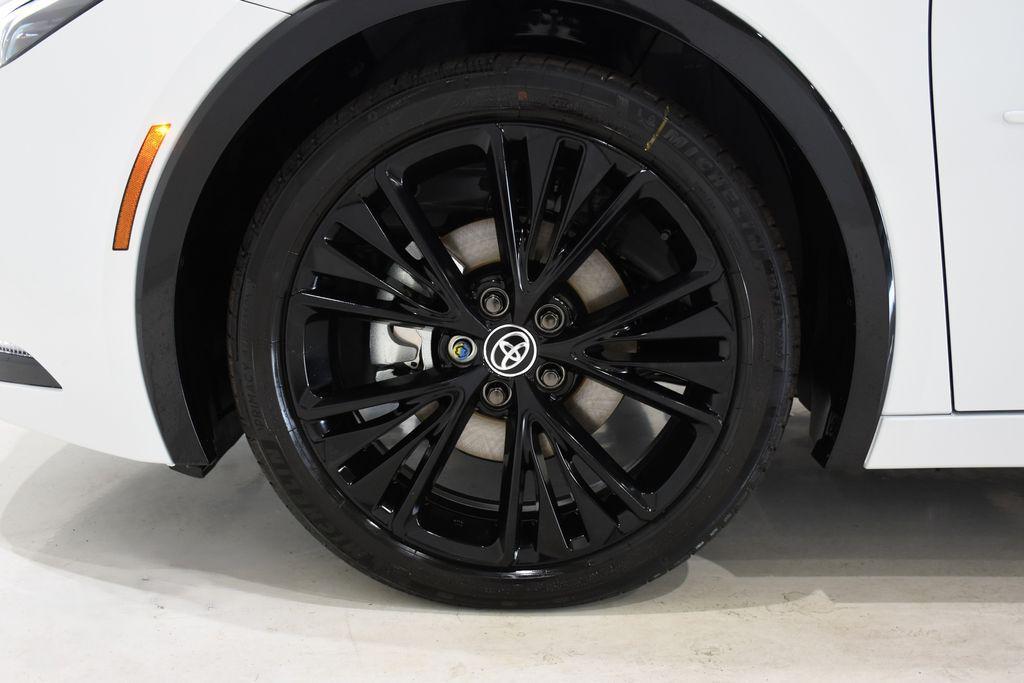 new 2026 Toyota Prius Plug-In Hybrid car, priced at $40,507
