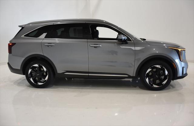 new 2025 Kia Sorento Hybrid car, priced at $45,914