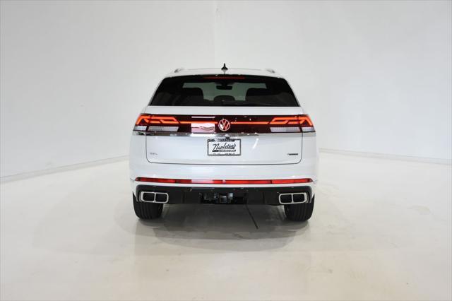 new 2024 Volkswagen Atlas Cross Sport car, priced at $44,500