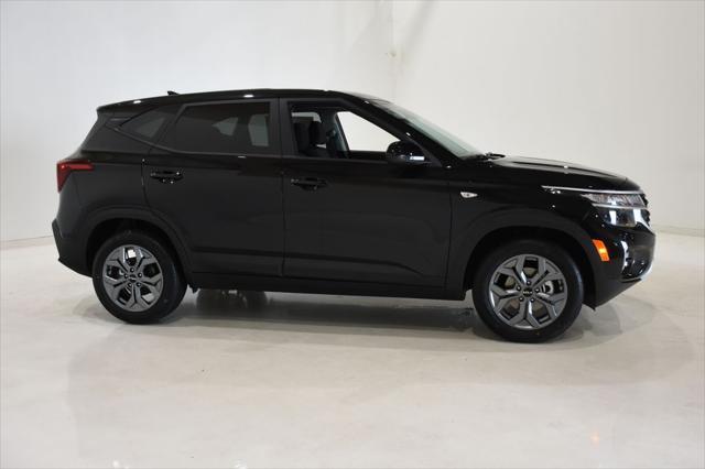 new 2026 Kia Seltos car, priced at $25,420