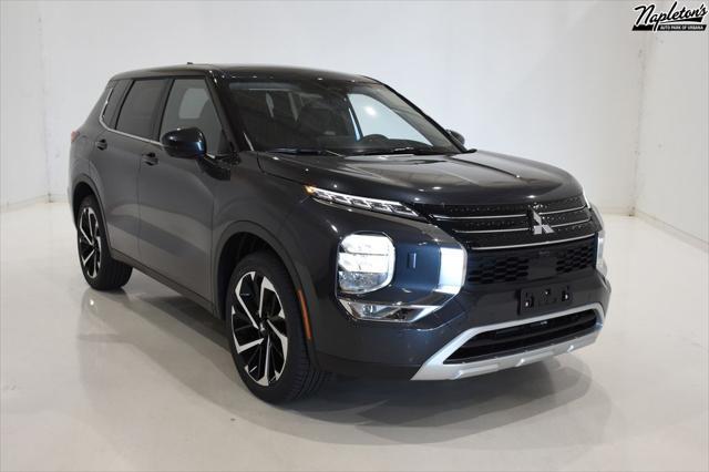 new 2024 Mitsubishi Outlander car, priced at $29,643