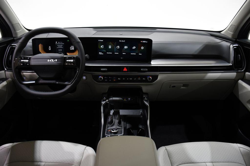 new 2026 Kia Sorento car, priced at $40,699