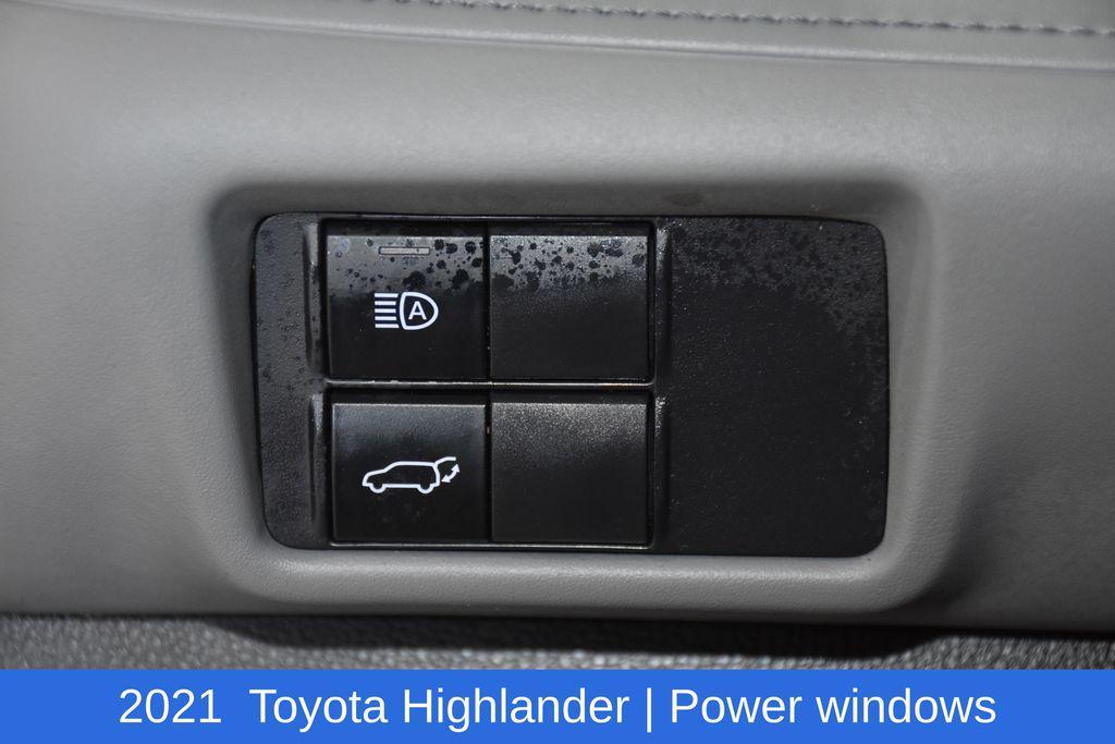used 2021 Toyota Highlander Hybrid car, priced at $35,000