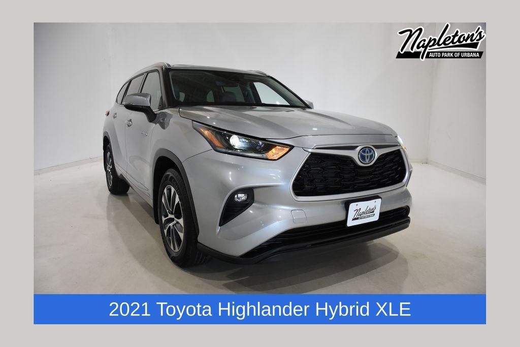 used 2021 Toyota Highlander Hybrid car, priced at $35,000