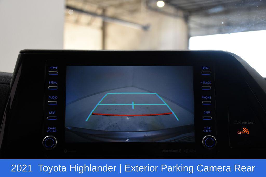 used 2021 Toyota Highlander Hybrid car, priced at $35,000