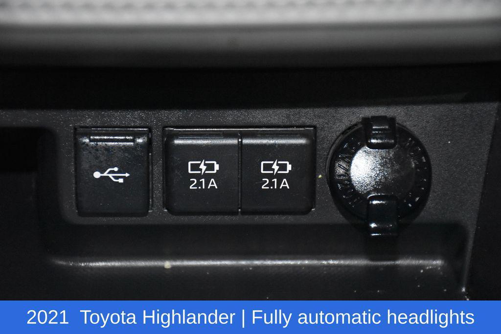 used 2021 Toyota Highlander Hybrid car, priced at $35,000