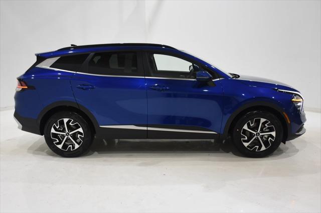 new 2025 Kia Sportage car, priced at $30,852