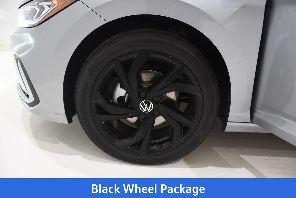 new 2025 Volkswagen Jetta car, priced at $27,007