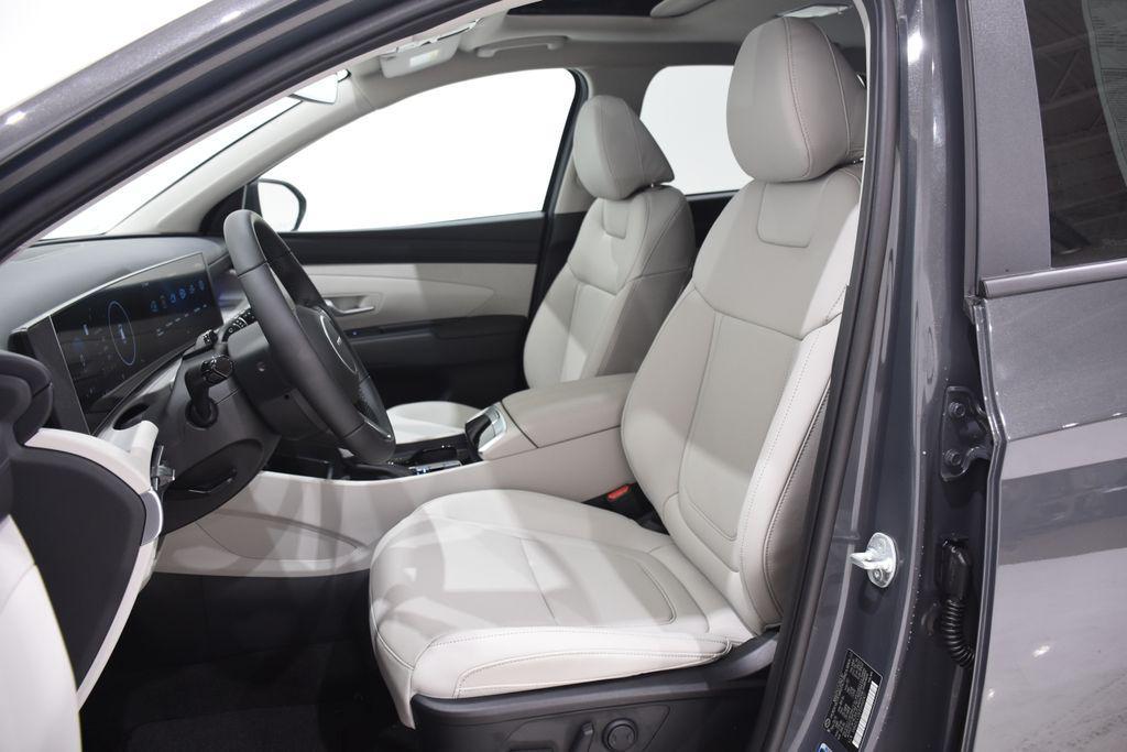 new 2025 Hyundai Tucson car, priced at $32,626