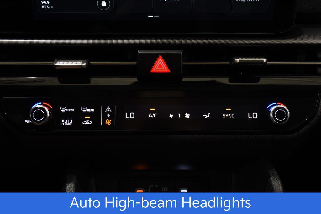 new 2026 Kia Sportage car, priced at $32,204