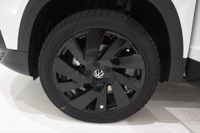 new 2024 Volkswagen Taos car, priced at $29,158