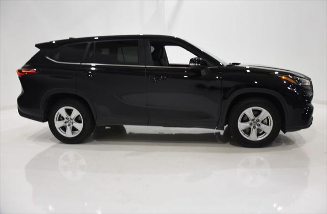 used 2024 Toyota Highlander car, priced at $37,396