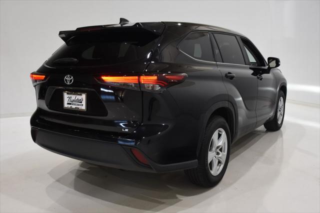 used 2024 Toyota Highlander car, priced at $37,396