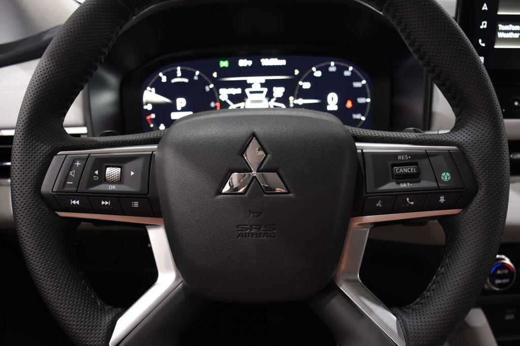 new 2025 Mitsubishi Outlander car, priced at $34,752