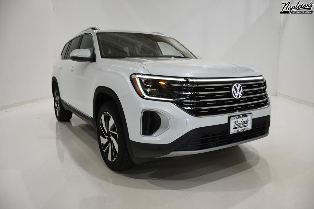 new 2024 Volkswagen Atlas car, priced at $48,000