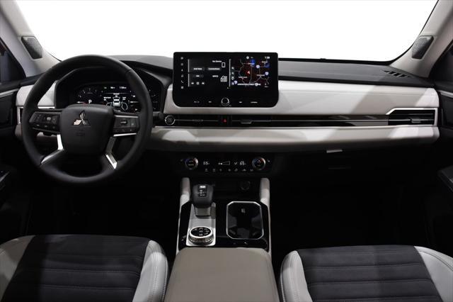 new 2025 Mitsubishi Outlander car, priced at $36,751