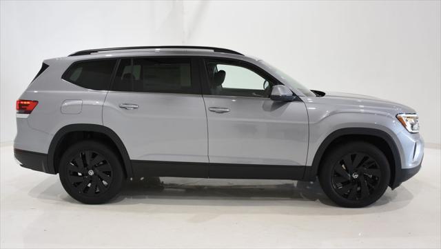 new 2024 Volkswagen Atlas car, priced at $39,855