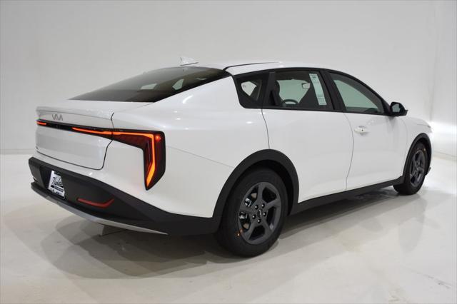 new 2025 Kia K4 car, priced at $23,326