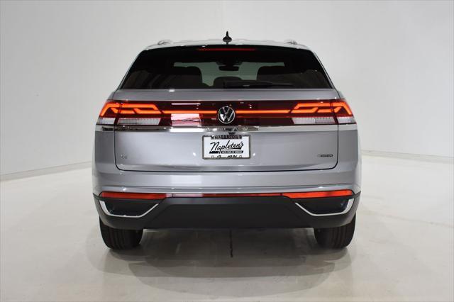 new 2024 Volkswagen Atlas Cross Sport car, priced at $35,686