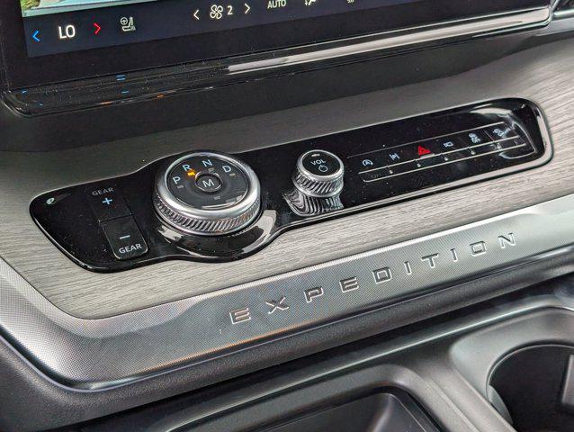 new 2025 Ford Expedition Max car, priced at $84,062