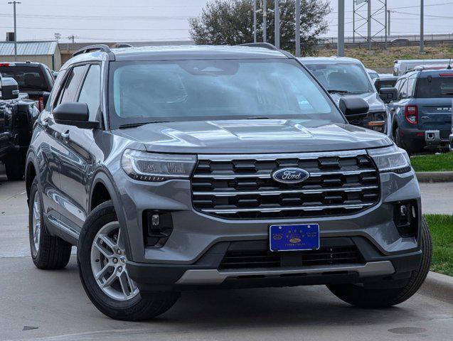 new 2025 Ford Explorer car, priced at $41,705