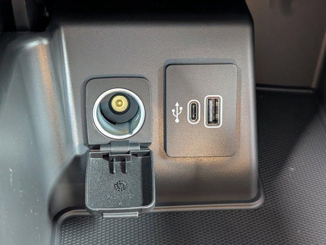 new 2025 Ford Explorer car, priced at $40,881