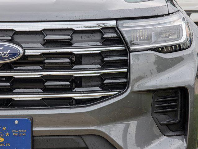 new 2025 Ford Explorer car, priced at $40,436