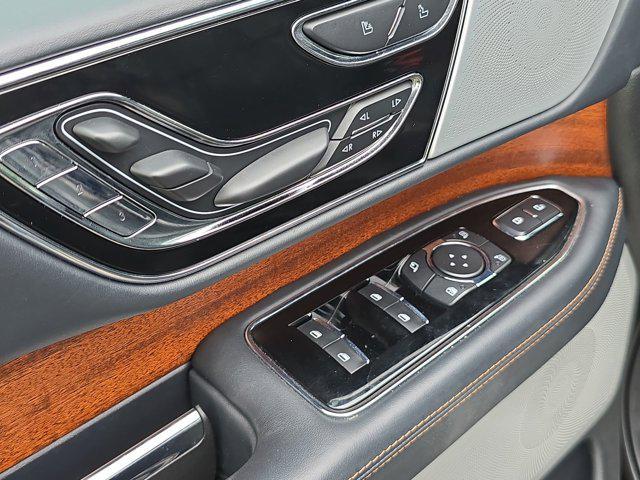 used 2022 Lincoln Navigator car, priced at $57,000