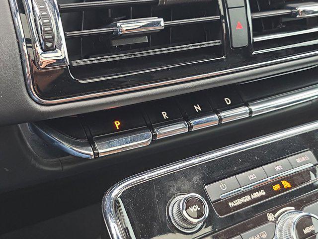 used 2022 Lincoln Navigator car, priced at $57,000