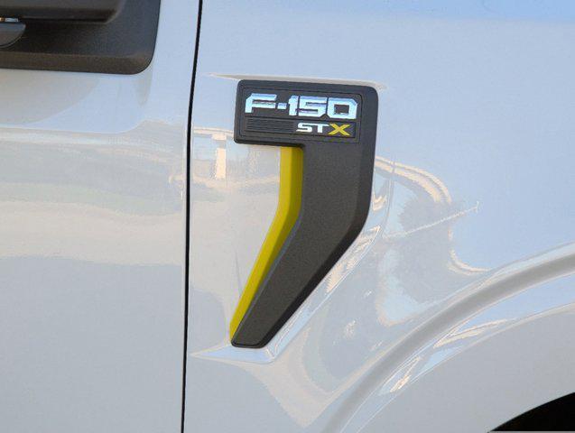 new 2025 Ford F-150 car, priced at $42,856