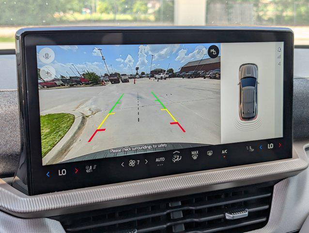 new 2025 Ford Explorer car, priced at $45,665