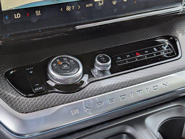new 2025 Ford Expedition car, priced at $81,295