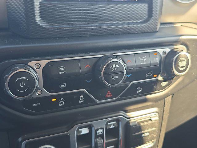 used 2020 Jeep Wrangler Unlimited car, priced at $27,500