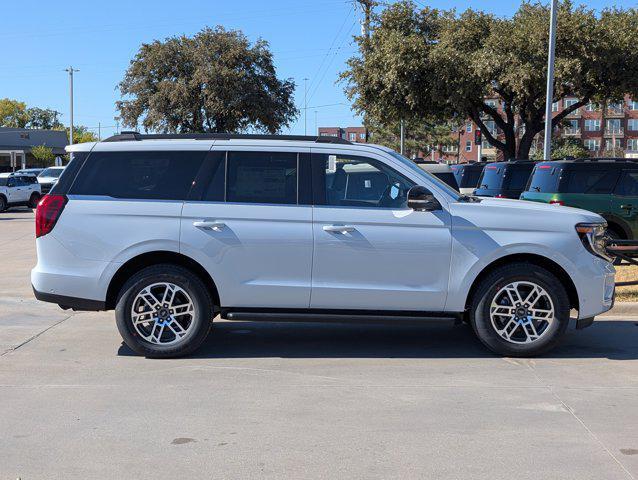 new 2025 Ford Expedition car, priced at $66,571