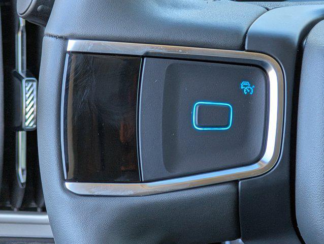 new 2025 Ford Expedition car, priced at $66,571