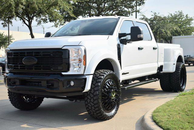 new 2025 Ford F-450 car, priced at $104,567