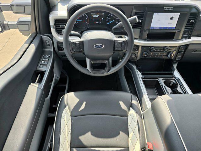 new 2025 Ford F-450 car, priced at $104,567