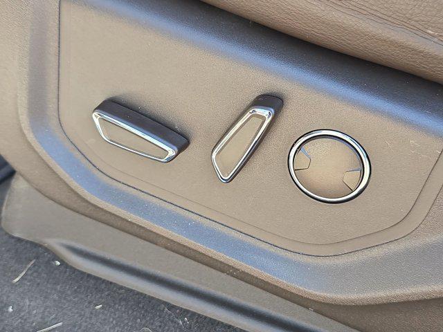 used 2023 Ford Expedition car, priced at $57,000