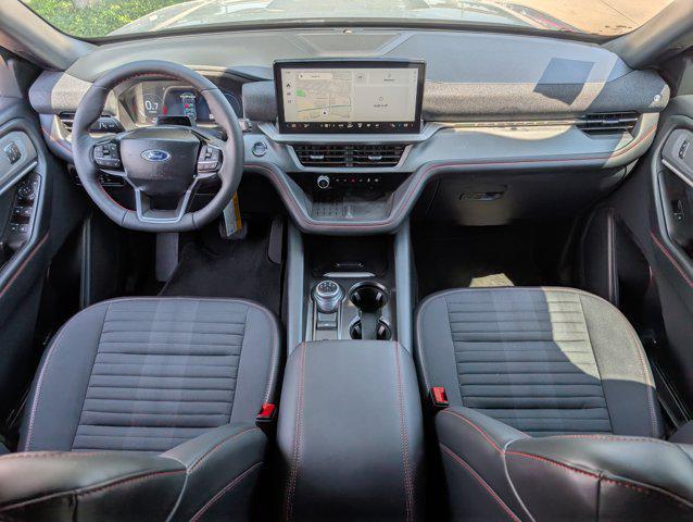 new 2025 Ford Explorer car, priced at $47,462