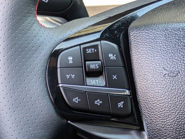 new 2025 Ford Explorer car, priced at $47,462