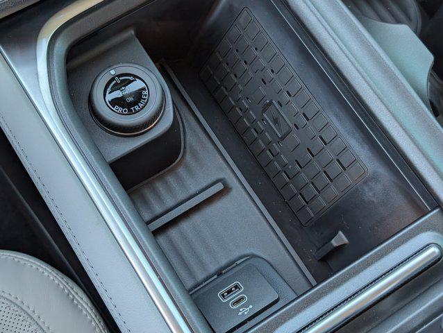 new 2025 Ford Expedition Max car, priced at $88,340