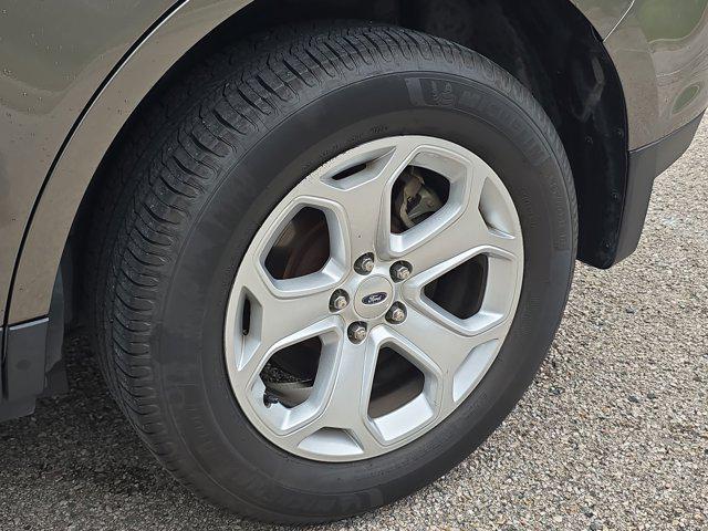 used 2014 Ford Edge car, priced at $8,000