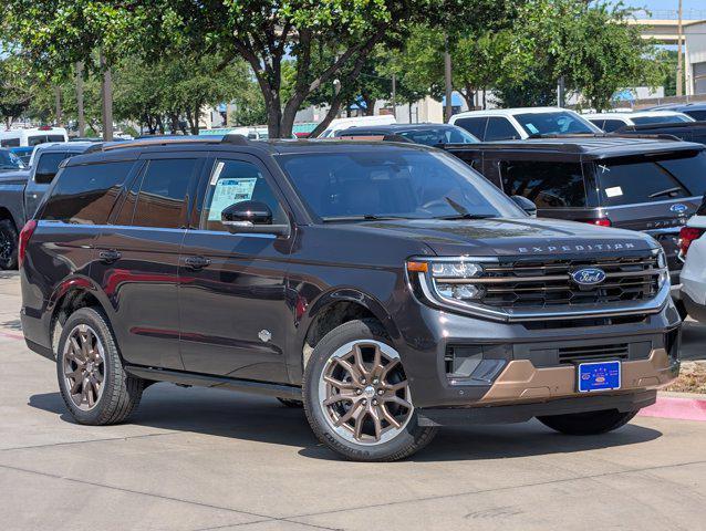 new 2025 Ford Expedition car, priced at $84,396